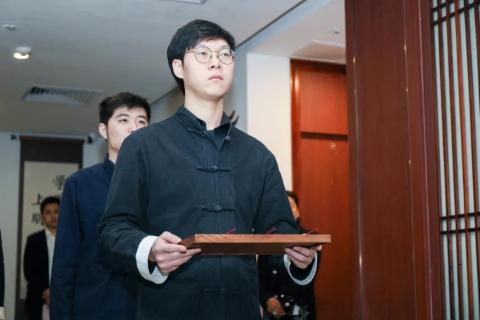 罗湖区人大常委副主任谭会茹一行莅临龙门国际调研